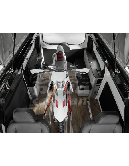 DETHLEFFS GLOBEVAN CAMP ONE